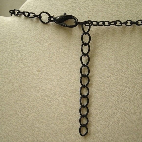 Egyptian Goddess Bast Cat Pendant Necklace - Picture 7 of 7